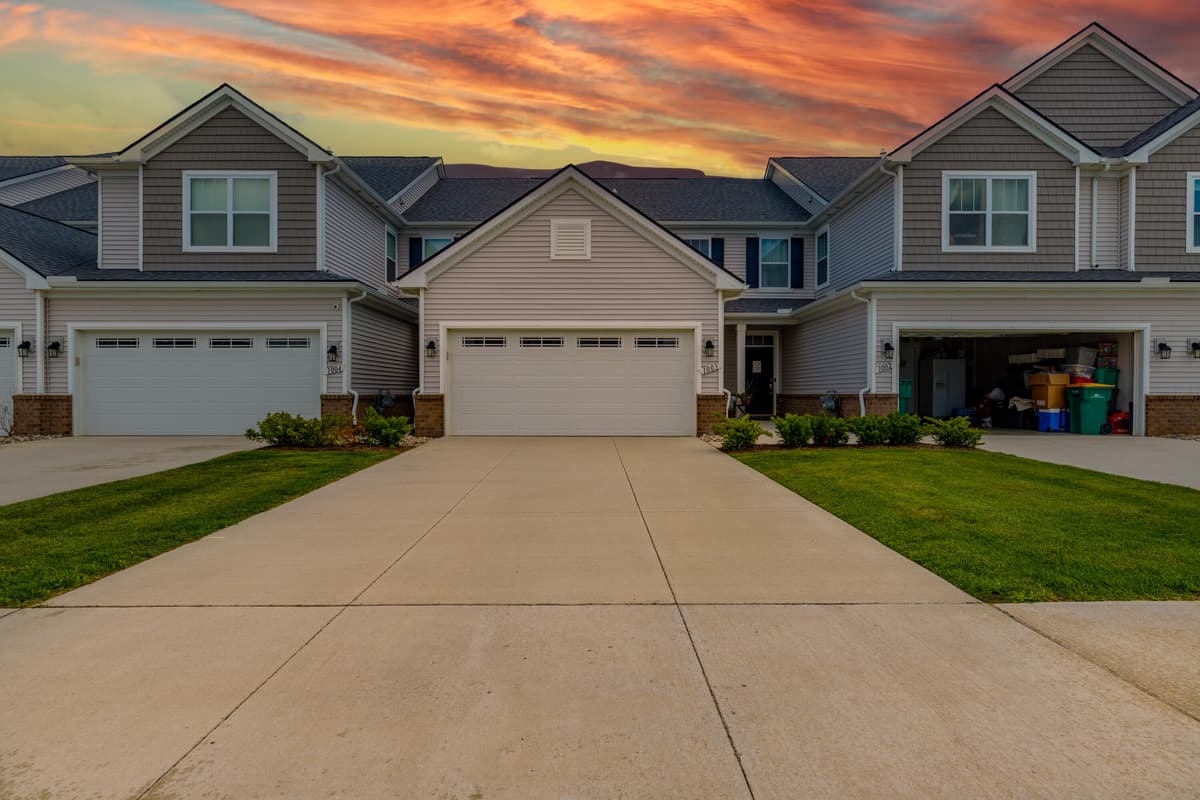 Recently sold home at 1003 Salt Springs Drive