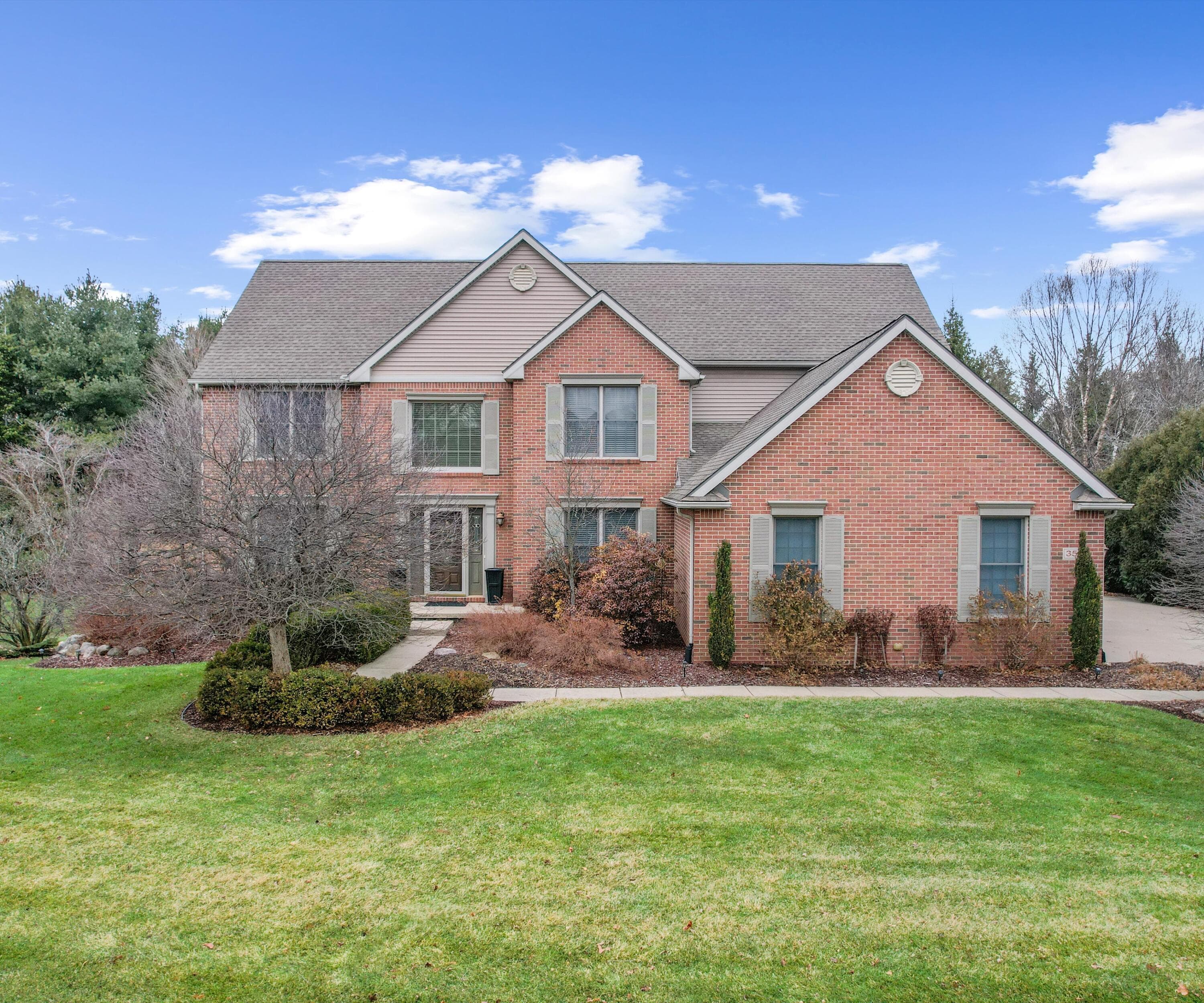 Homes in Saline