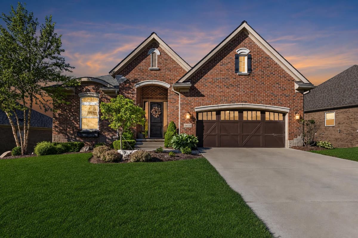 Recently sold home at 24523 Pinnacle Circle